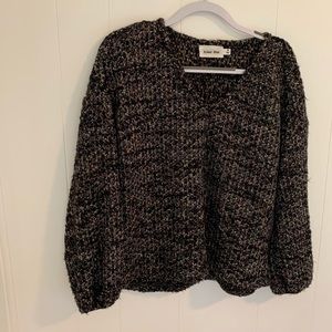 Colored Sweater with Puffy Sleeves